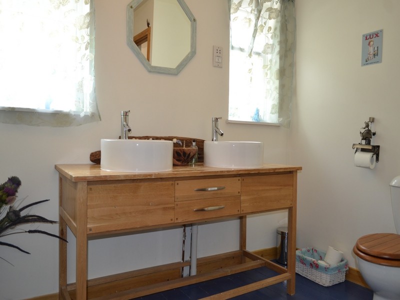 double sink in en suite