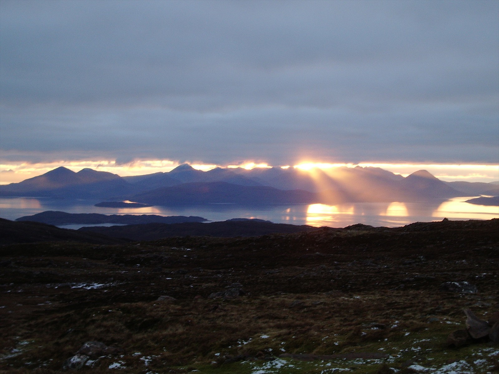 skye sunset from the bealach na ba